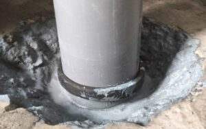 Chống thấm cổ ống: Xử lý kín điểm xuyên sàn và xuyên tường